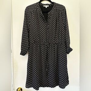 DR2 - Stylish Black and White Polka Dot Patterned Dress